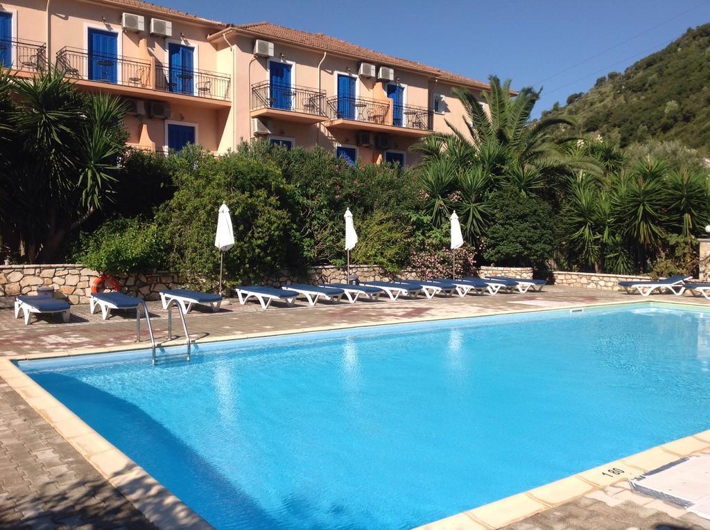 Hotel Nostos Frikes Bagian luar foto