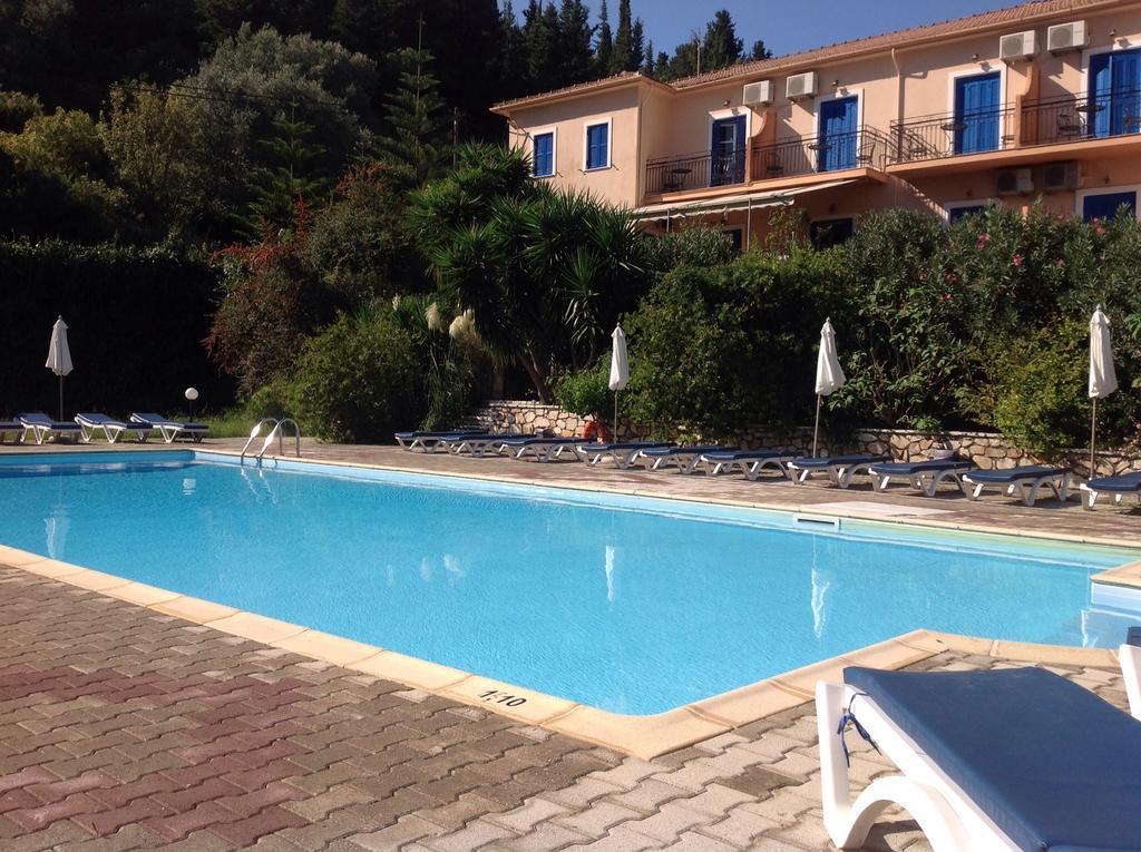 Hotel Nostos Frikes Bagian luar foto