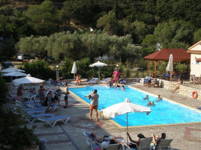 Hotel Nostos Frikes Bagian luar foto