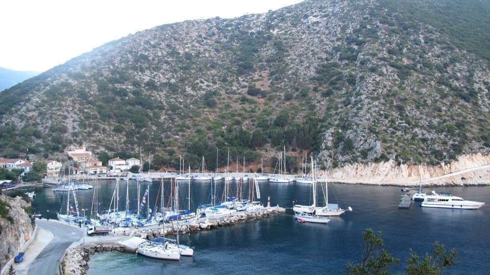 Hotel Nostos Frikes Bagian luar foto