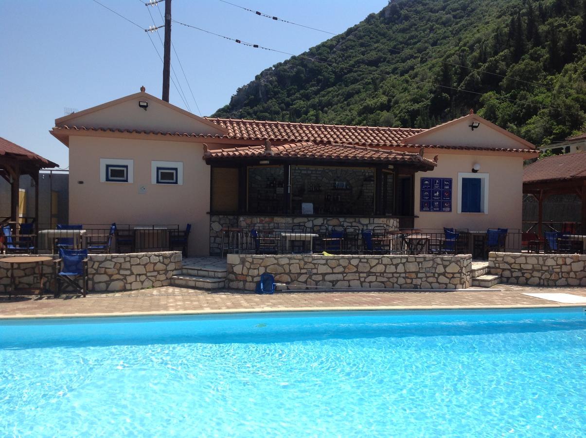Hotel Nostos Frikes Bagian luar foto