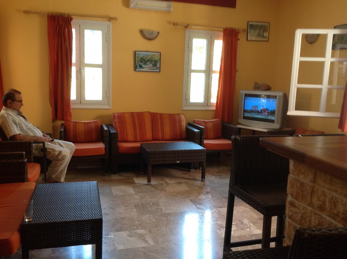 Hotel Nostos Frikes Bagian luar foto
